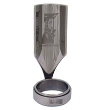Load image into Gallery viewer, This guitar slide allows you to use all your fingers and never sacrifice transition time. Its one-of-a-kind dual ring design allows the slide to swivel 360 degrees. Made from Stainless Steel.
