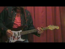 Load and play video in Gallery viewer, The Swivel Slide Guitar Slide is SO fast, it&#39;s hard to see someone using it! It STAYS on your finger and out of the way while you fret!
